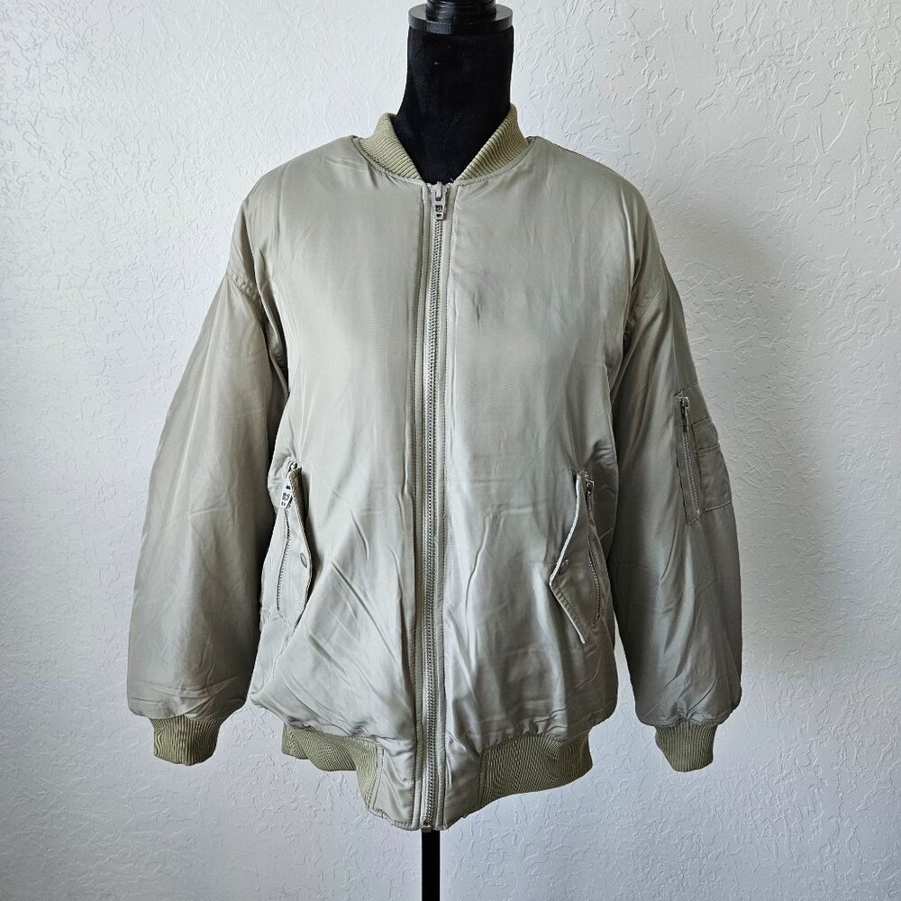 NWT Blank NYC Bomber Style Jacket Coat Pale Green Trendy Sz Small Oversized - Picture 2 of 16